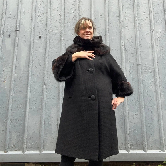 Vintage 1950’s fur trimmed Evening Coat, size  Large - Picture 3 of 15